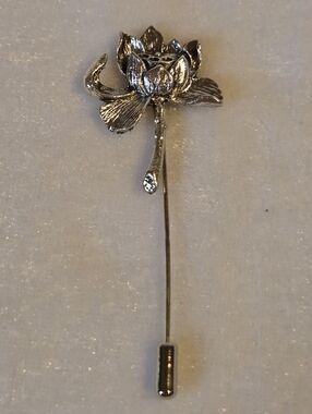 New Silver Lotus Floral Stick Pin